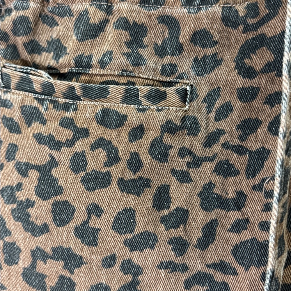 Leopard demin  Print Jacket - Picture 5 of 7